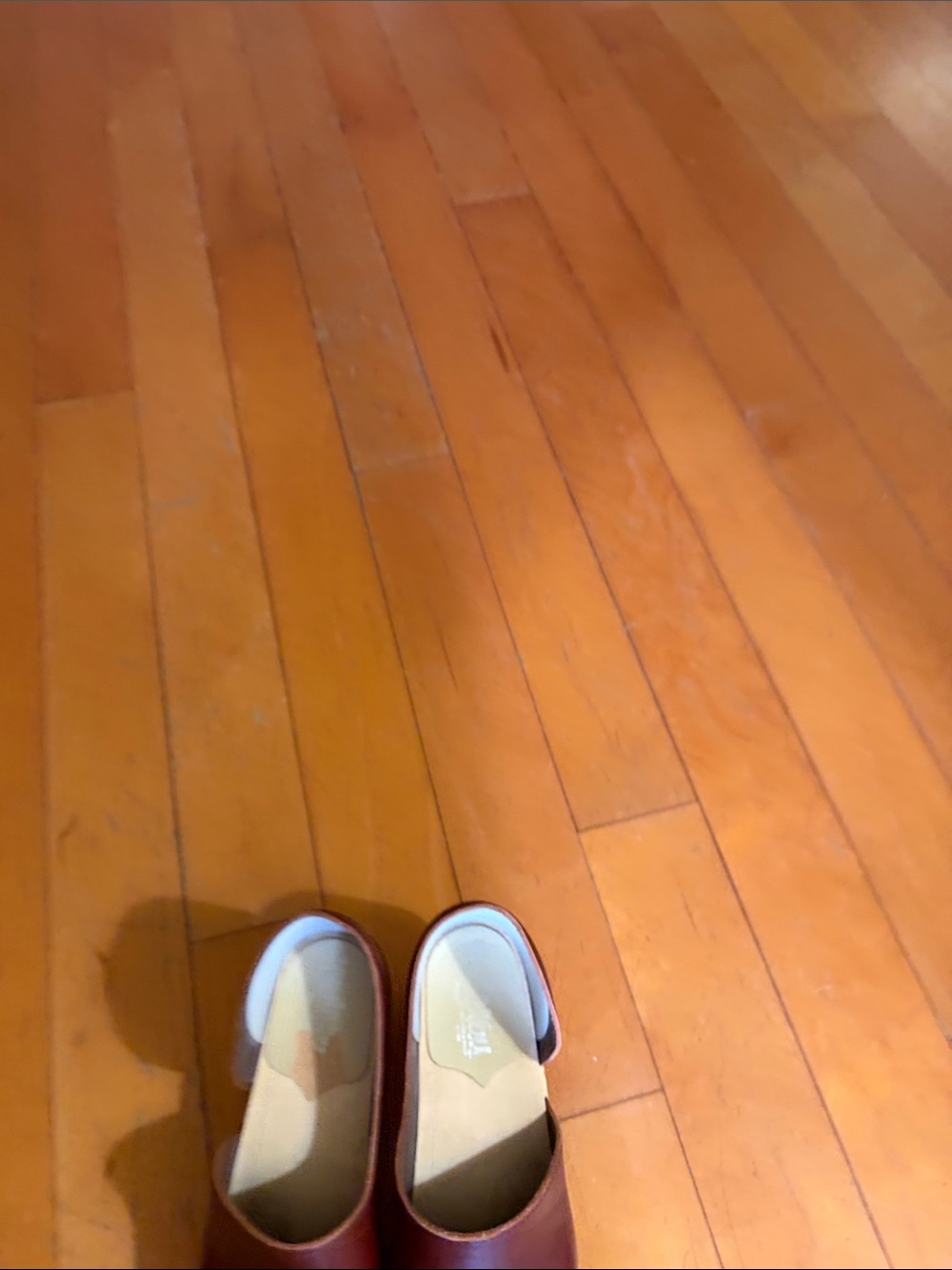 Classic Women's Slip-On Mule in Burgundy Leather - Picture 6 of 6